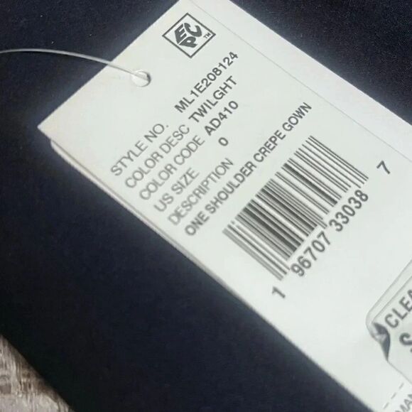 NWT women’s LIV FOSTER twilight navy blue one shoulder crepe maxi formal gown - Picture 9 of 10